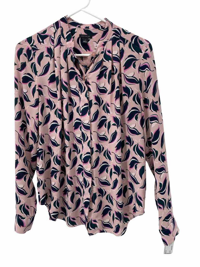 Ann Taylor Ladies Size S Shirt
