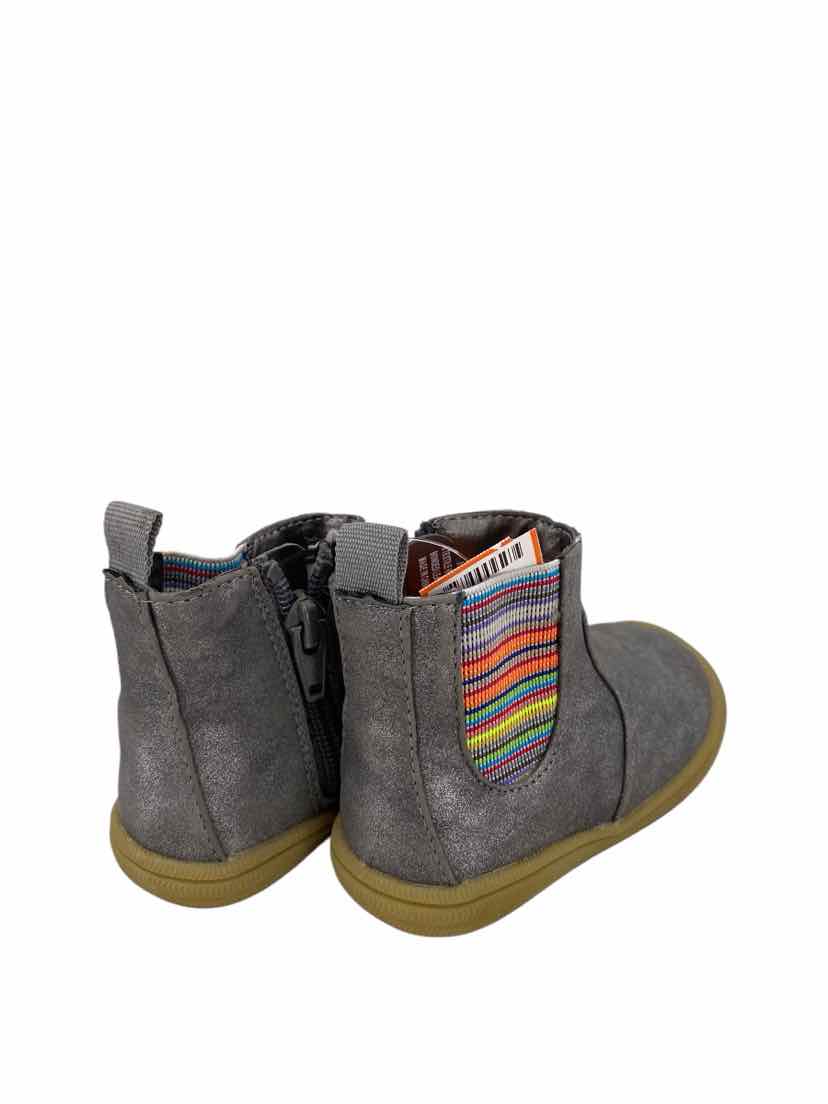 Cat & Jack Kids Size 5 Boots