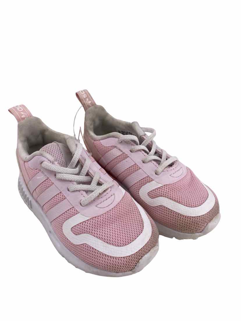 Adidas Kids Size 6 Shoes