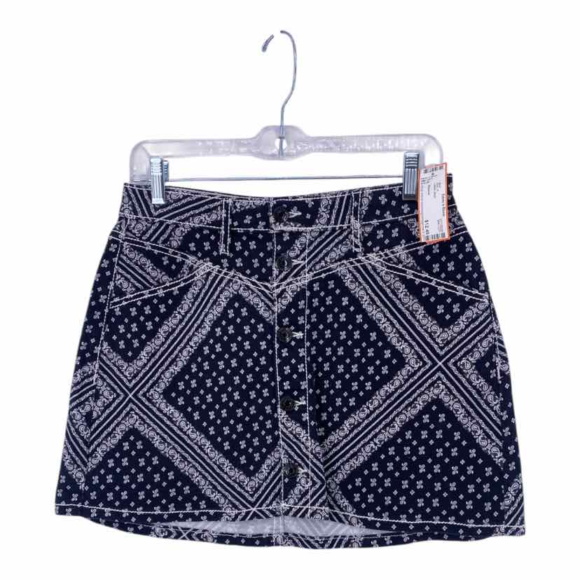 Shyanne Ladies Size S Skirt