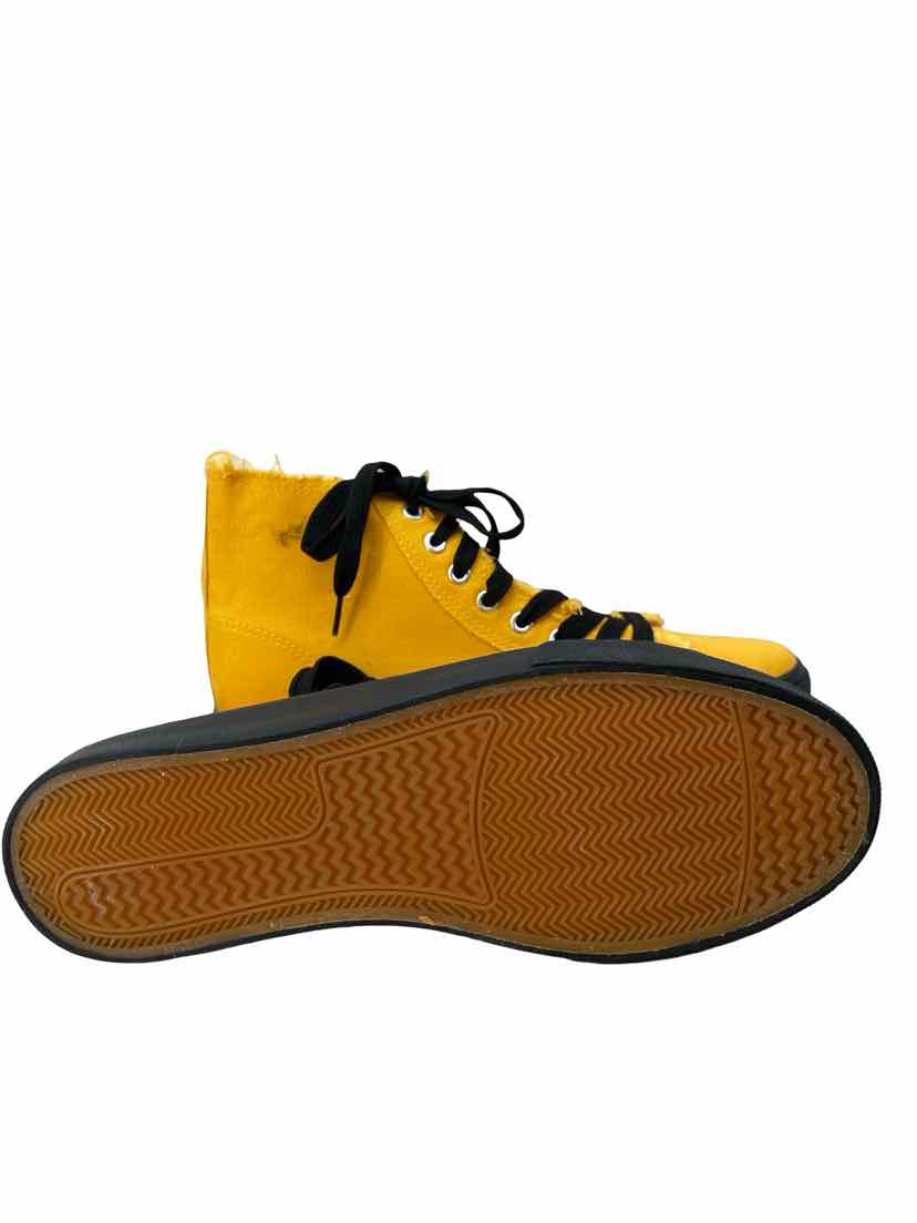 Hash Bubbies Ladies Size 9.5 NWOT Shoes