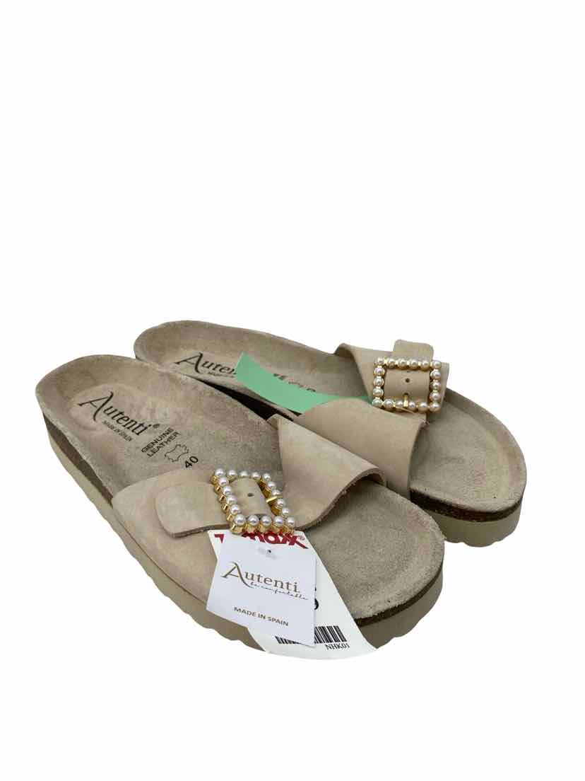 Autenti Ladies Size 40/9-9.5 NEW Sandals
