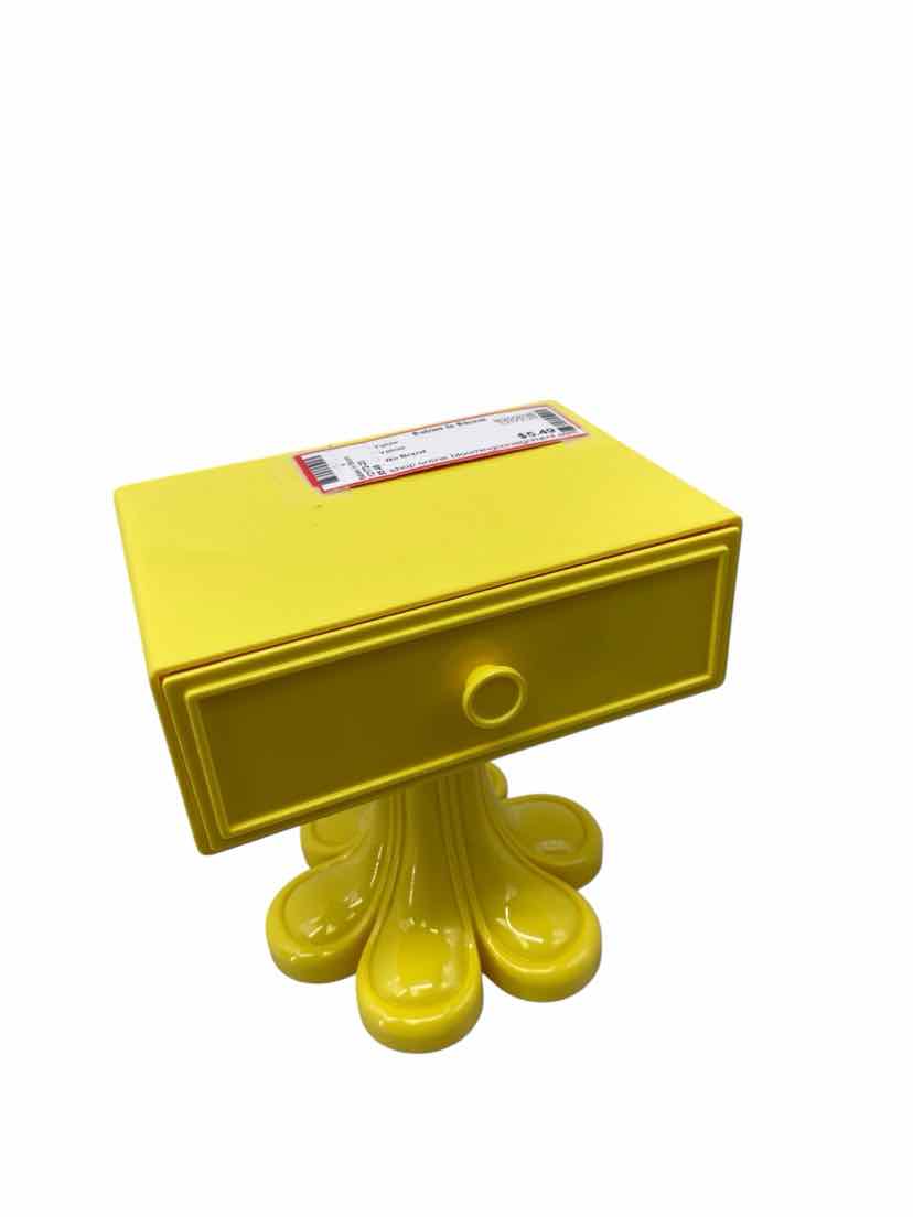 No Brand Yellow Table