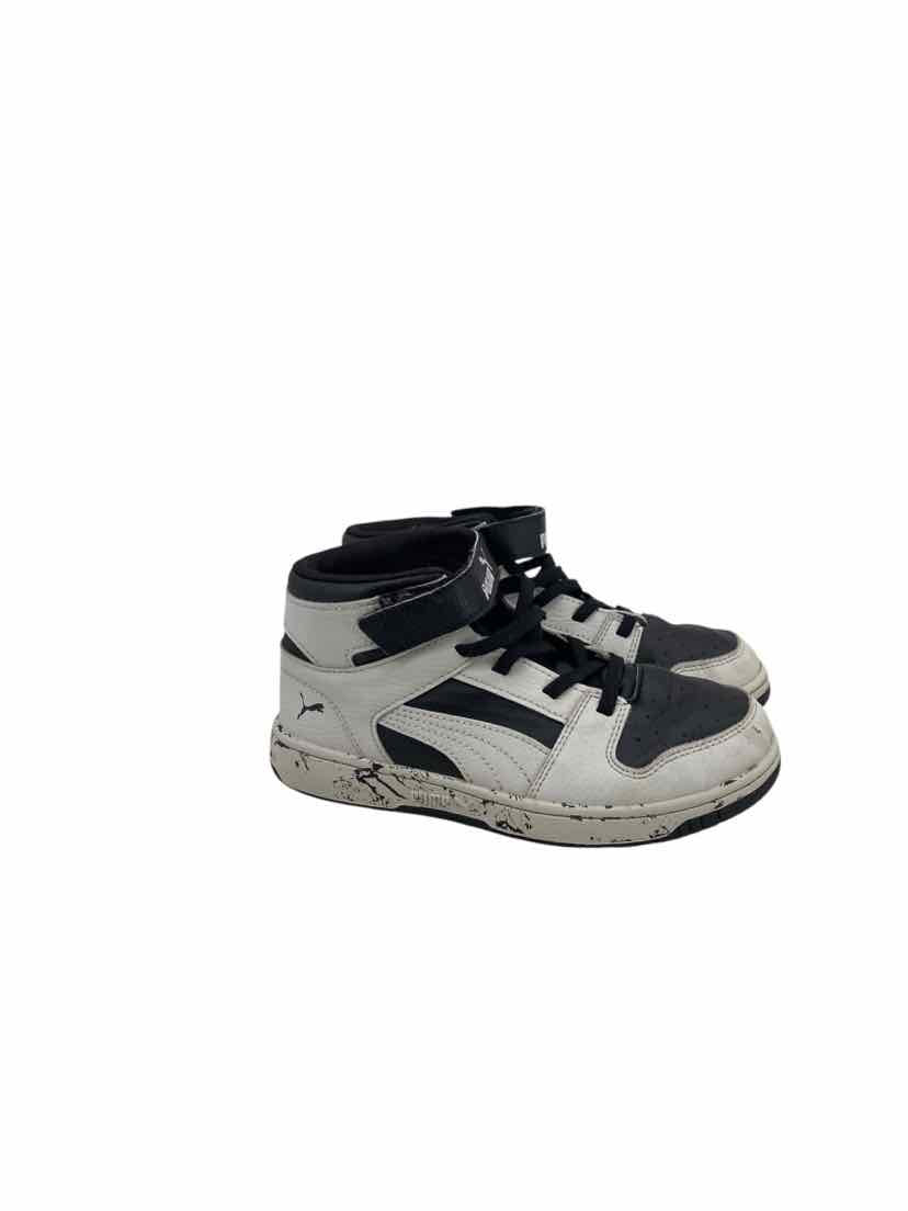 Puma Kids Size 1.5 Shoes