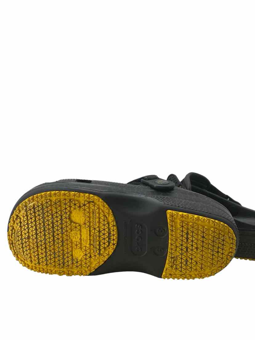 Crocs Men's Size 6 Shoes