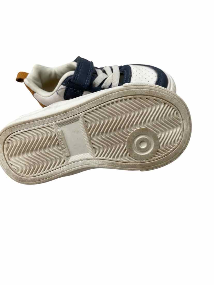 Carter's Kids Size 5 Shoes