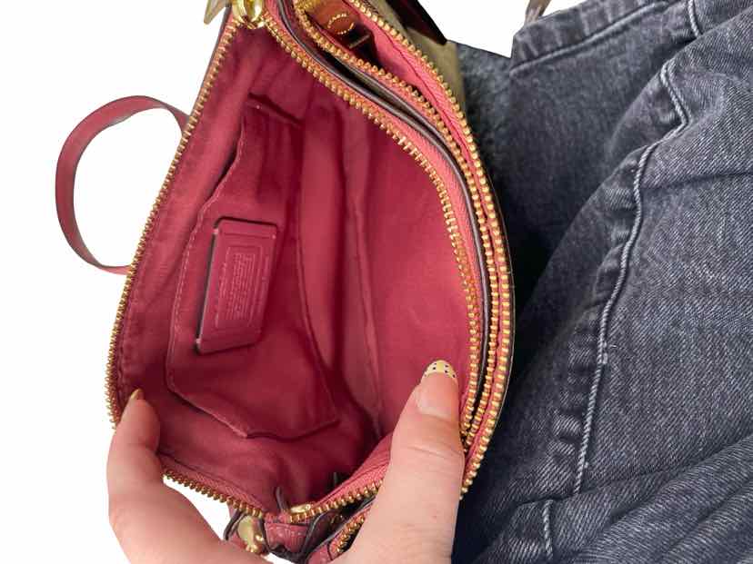 Coach Ladies 9/10 Crossbody