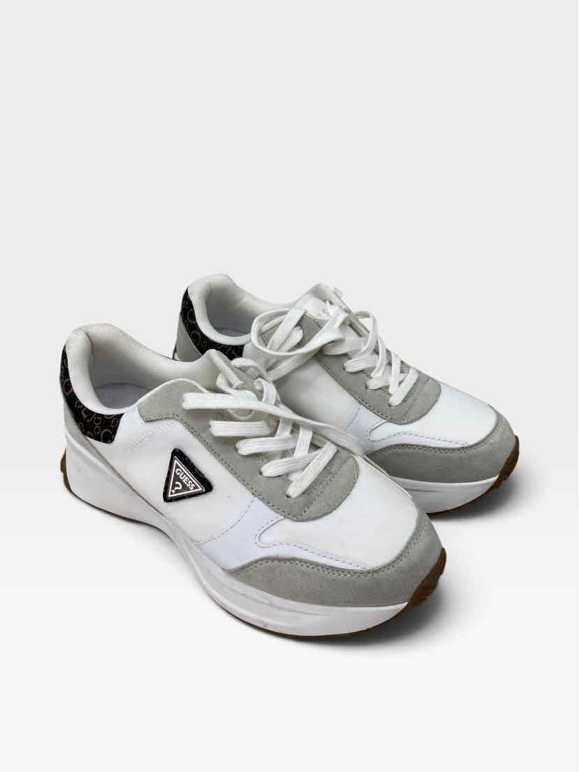 Guess Ladies Size 8.5 Shoes