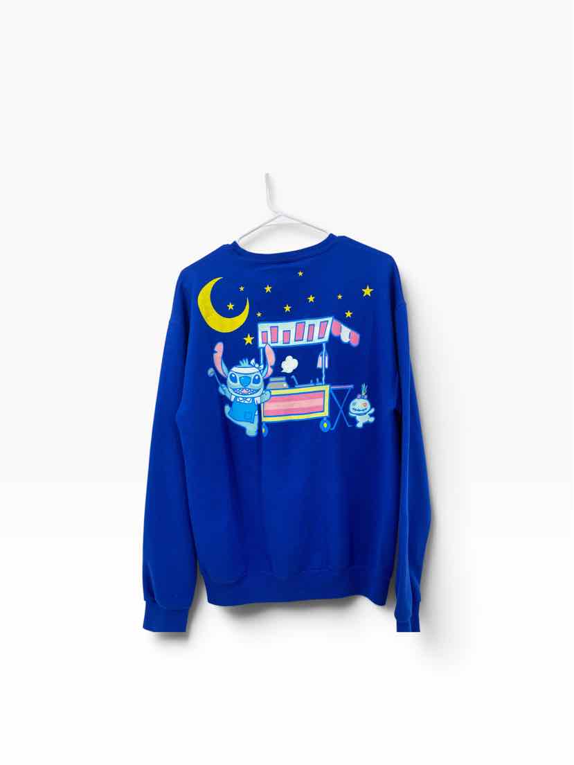 Disney Ladies Size M Pullover