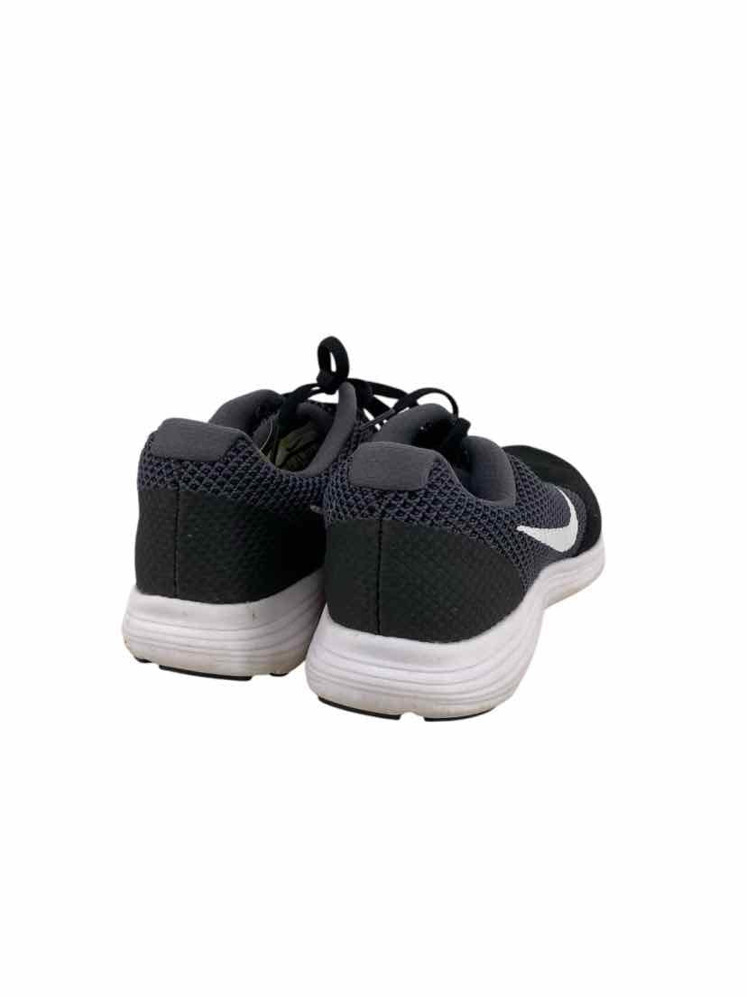 Nike Ladies Size 9 Shoes