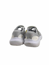 Under Armour Kids Size 13 Shoes