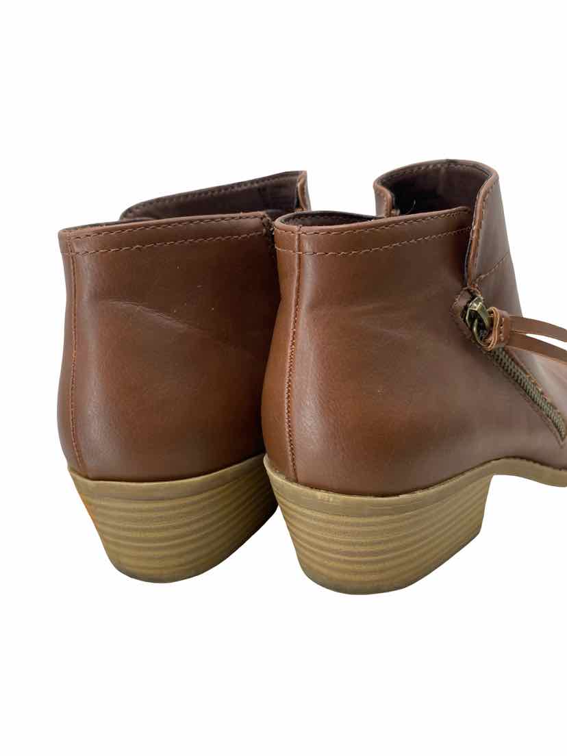 Arizona Ladies Size 8 Boots