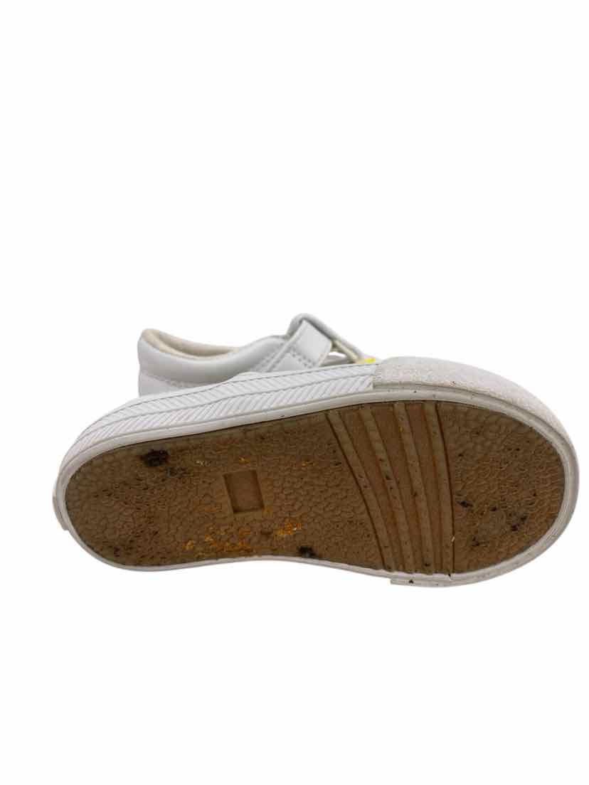 Us Sports Kids Size 5 Shoes