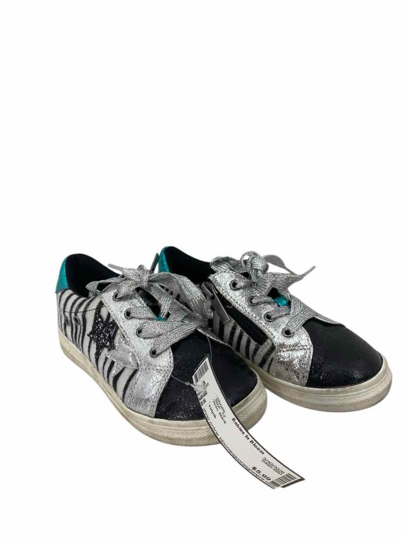 kidpik Kids Size 12 Shoes