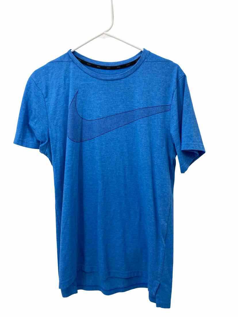 Nike Men's Size M Shirt