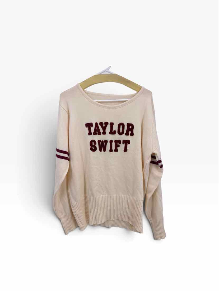 Taylor Swift Ladies Size Medium Sweater