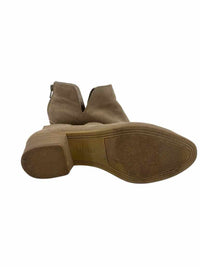 Express Ladies Size 8 Boots