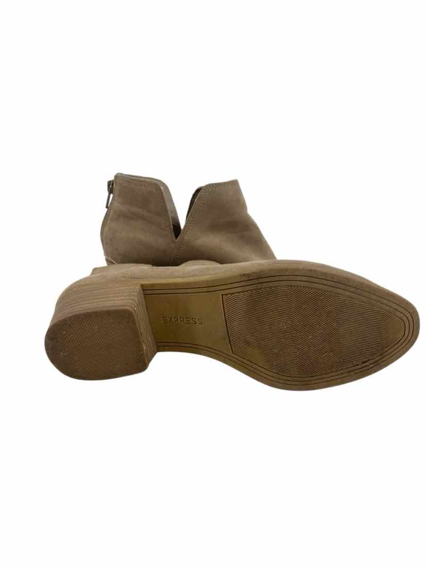 Express Ladies Size 8 Boots