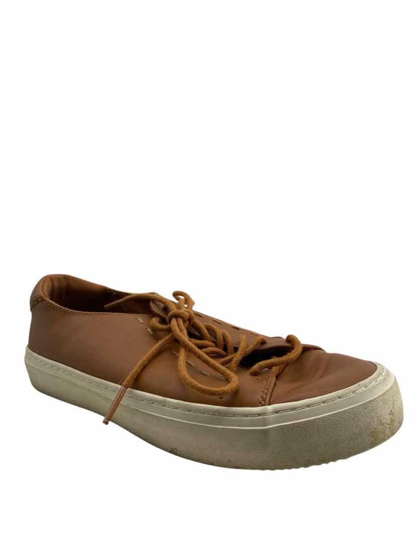 Universal Thread Ladies Size 7 Shoes