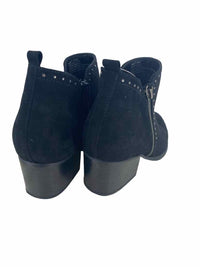 Sonoma Ladies Size 7 Boots