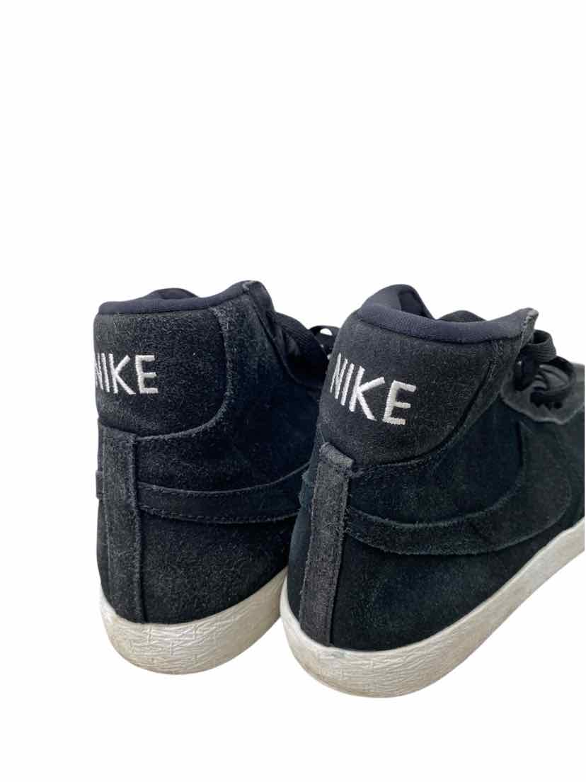 Nike Kids Size 6.5 Shoes