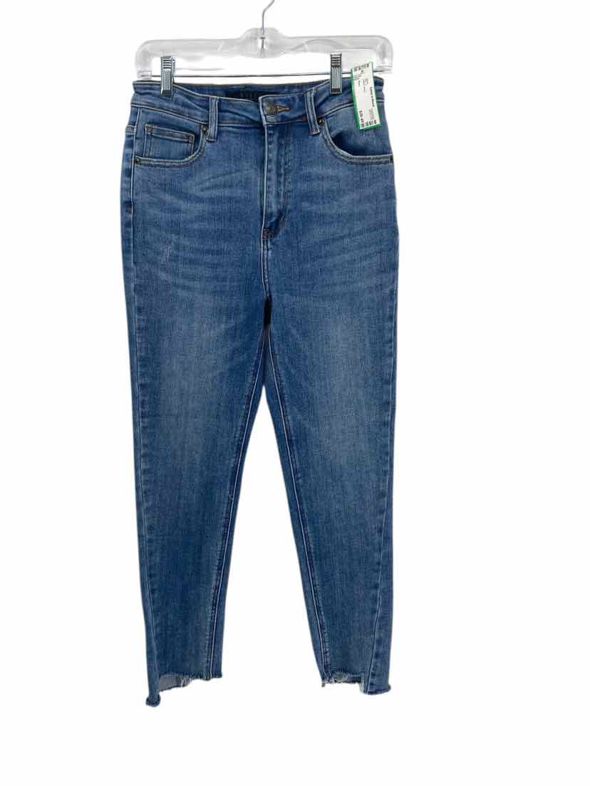 Risen Ladies Size 6 Jeans