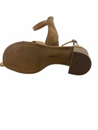 Lucky Brand Ladies Size 7.5 Shoes