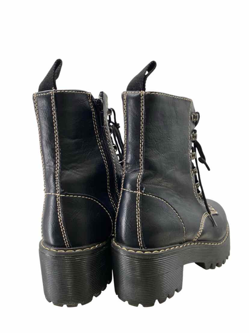 Madden Girl Ladies Size 5.5 Boots