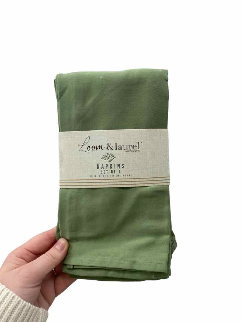 Loom & Laurel Green 4 Pack Size NEW Napkins