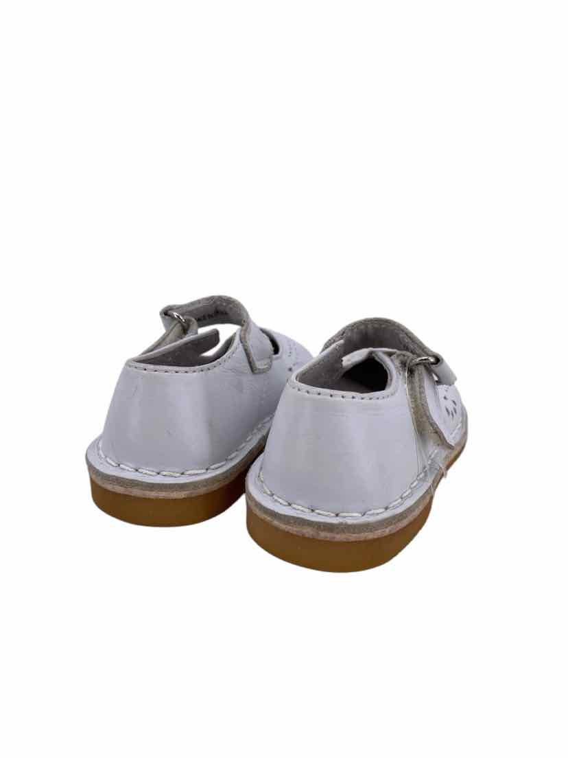 L'Amour Kids Size 5 Shoes