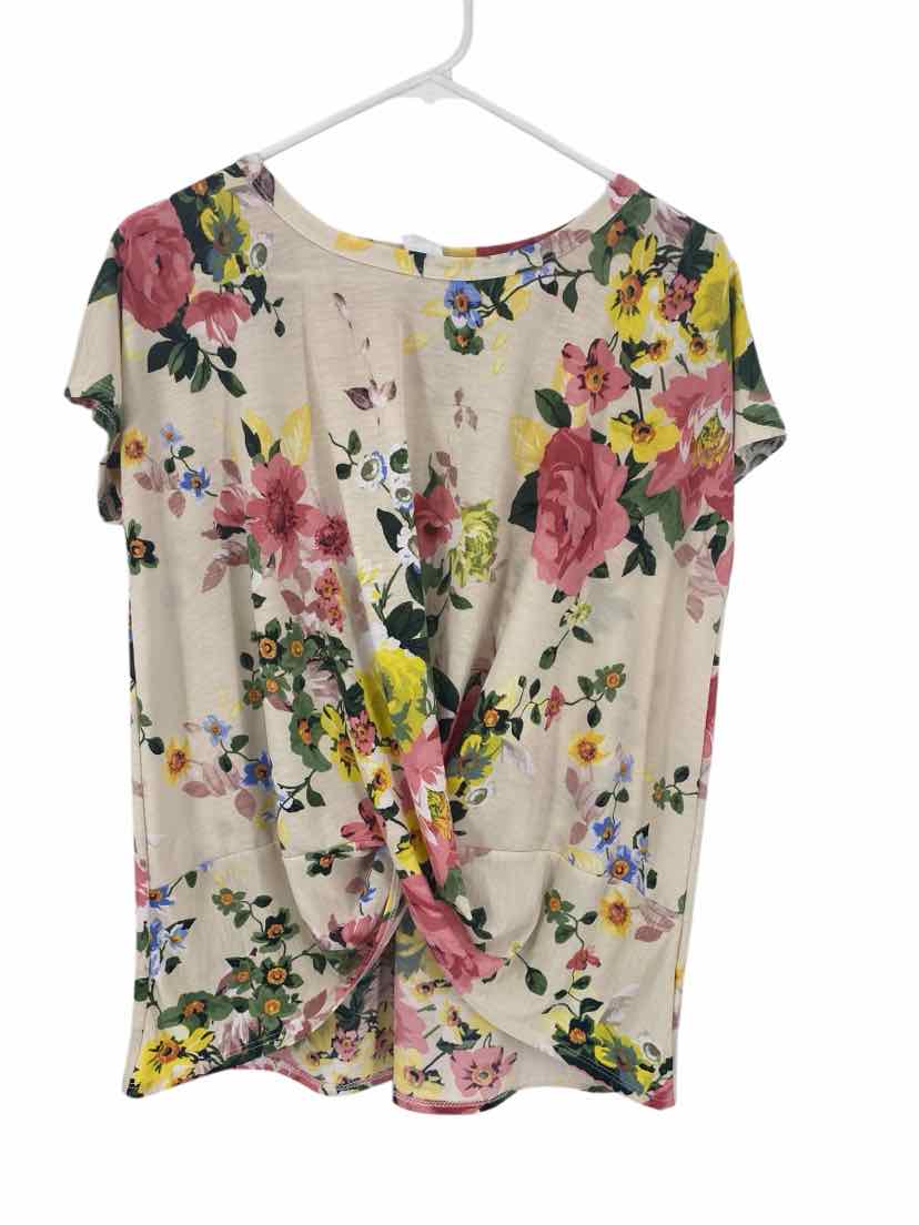 Ladies Hemish Size S Shirt
