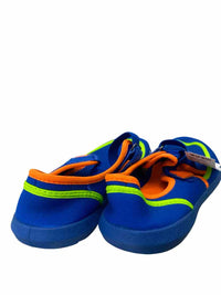 Wonder Nation Kids Size 4/5 Like New Water Shoes
