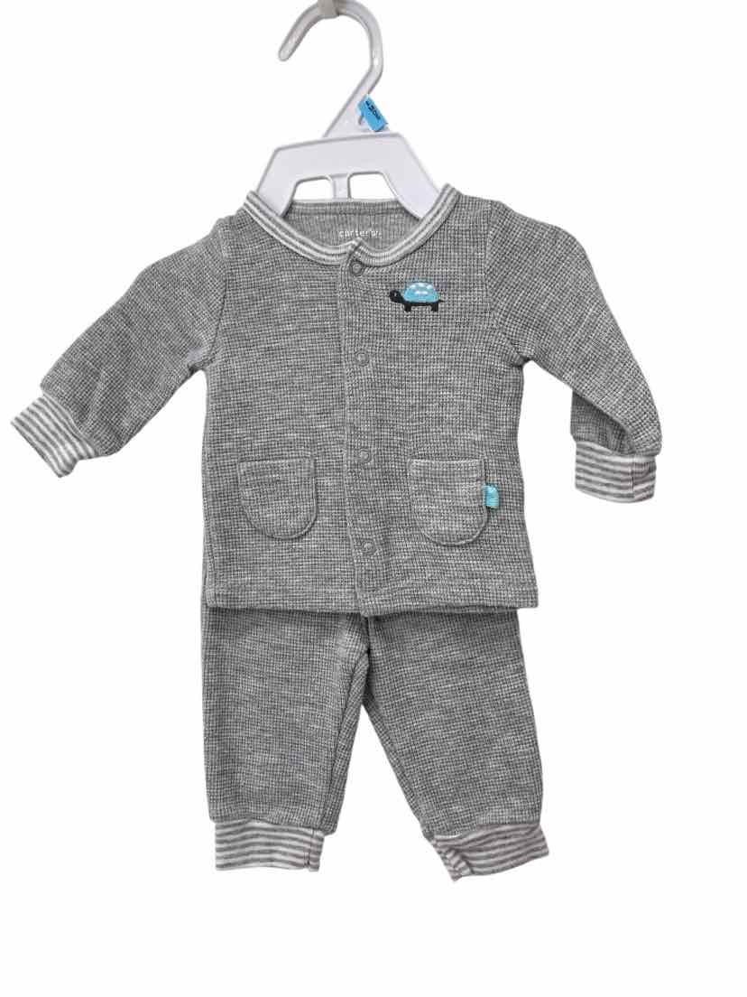 Carter's Kids Size Newborn 2 pc