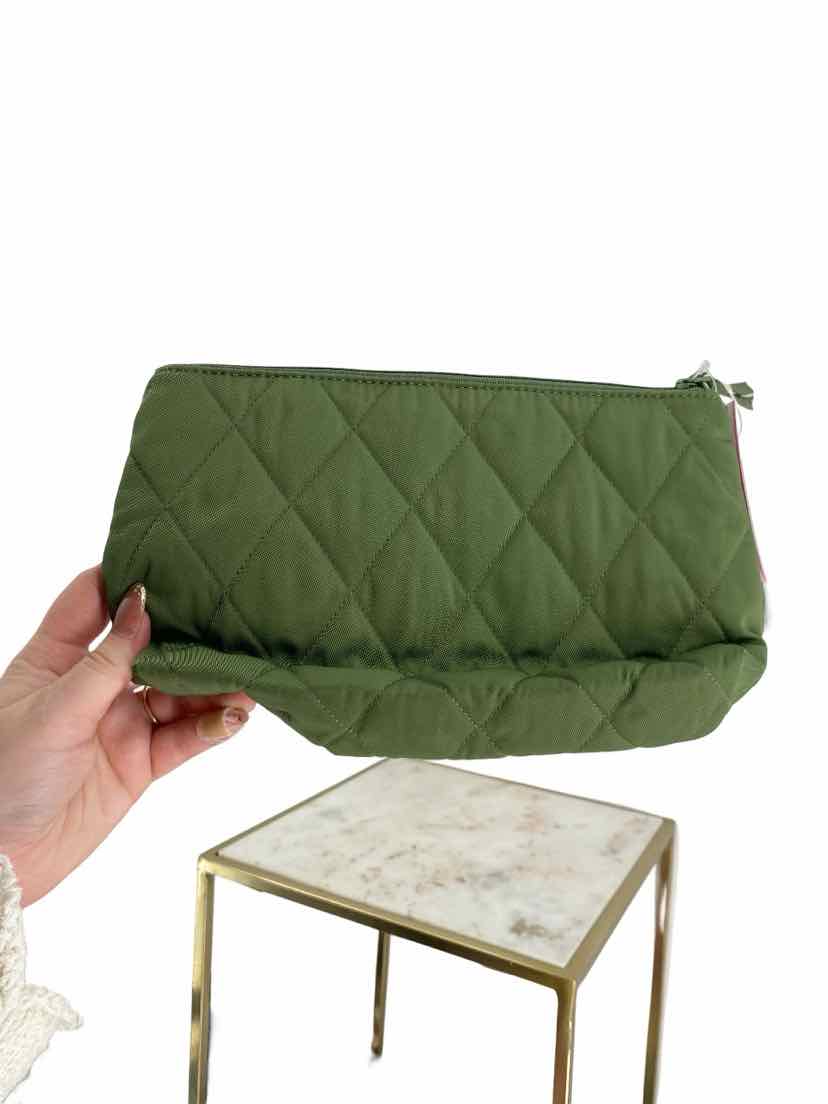 Vera Bradley Ladies NEW Pouch