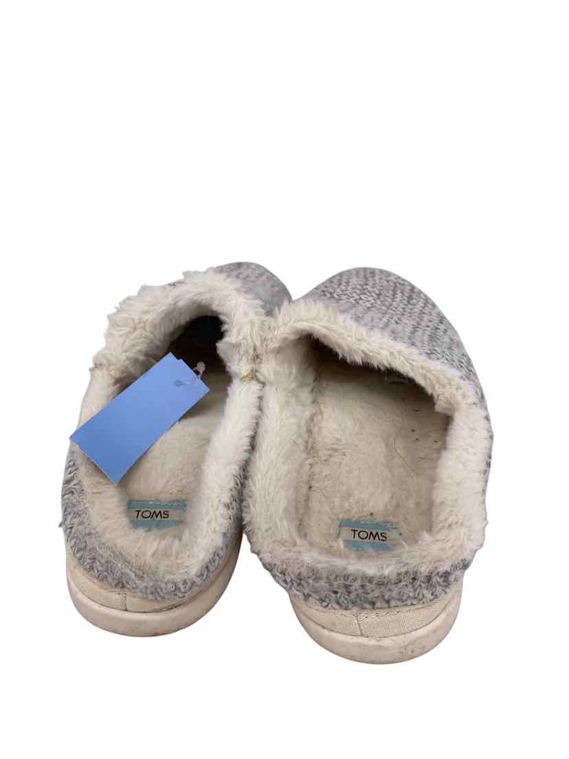 Toms Ladies Size 11 Slippers