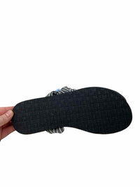 Sanuk Ladies Size 8 NEW Sandals