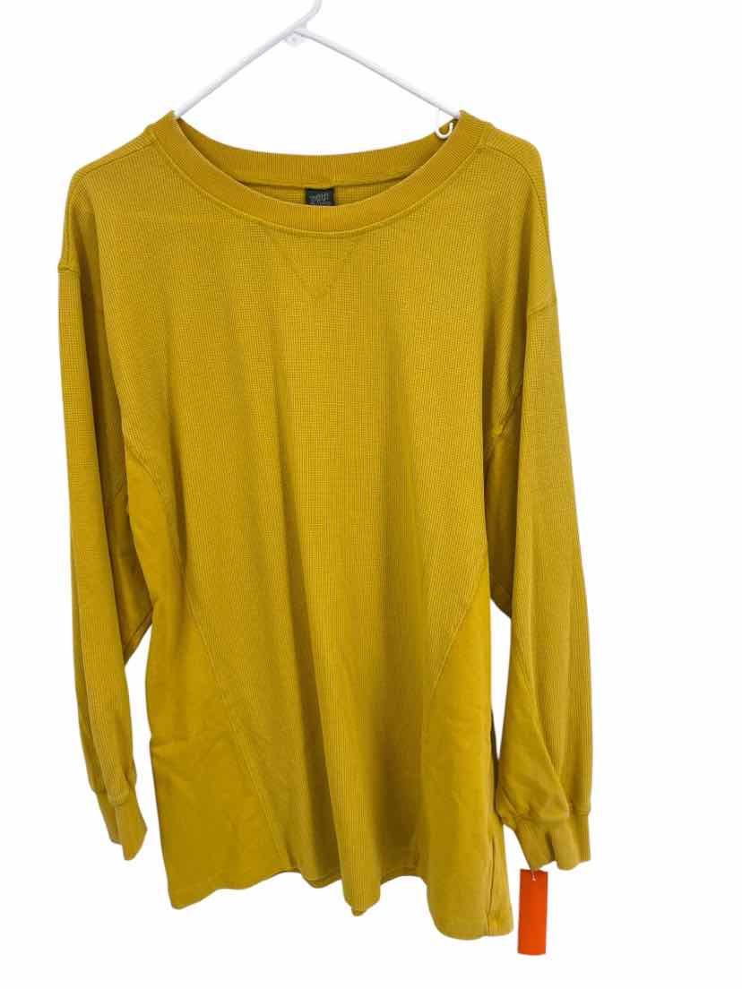 Wild Fable Ladies Size Medium Shirt