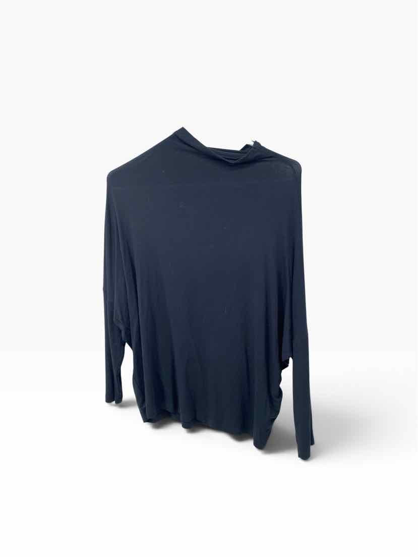 Anthropologie Ladies Size Medium Shirt