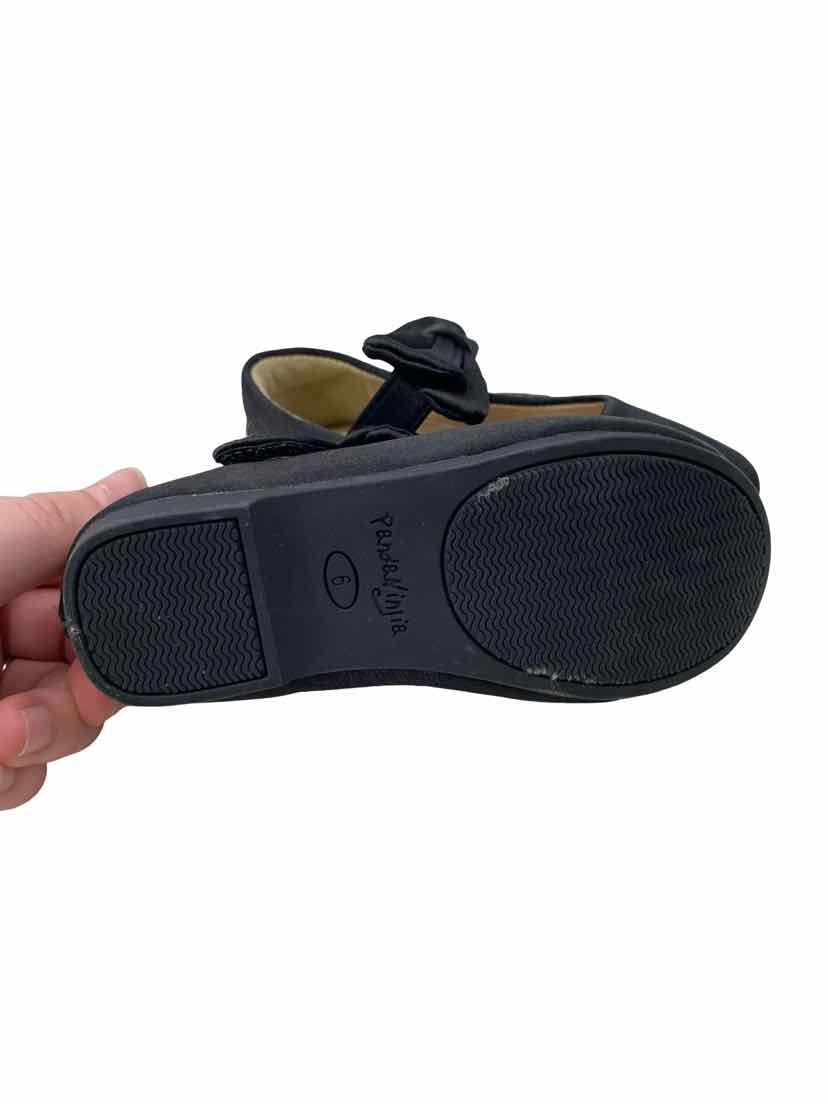 Pandaninjia Kids Size 6 Shoes