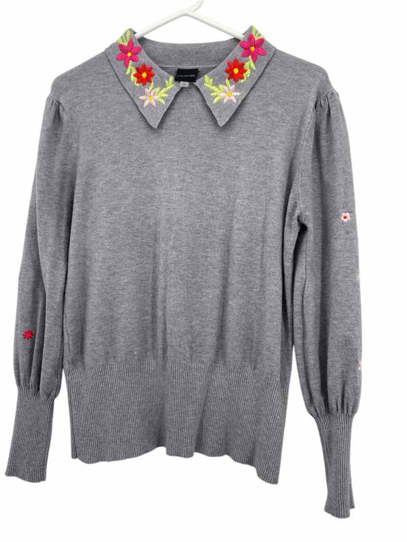 Aaeda Ladies Size L Shirt