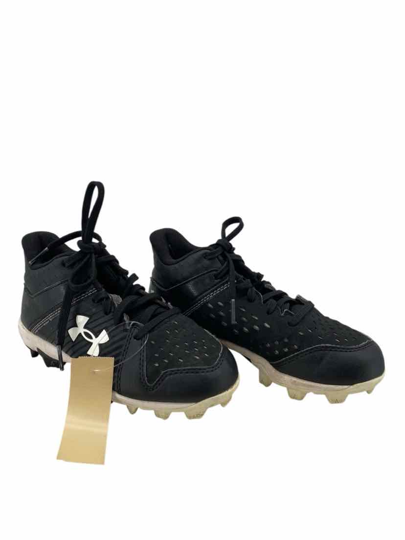 Under Armour Kids Size 1 Cleats