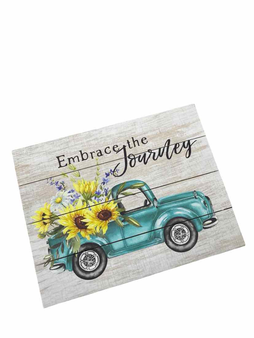 Rustic Palett White Embrace Wall Decor