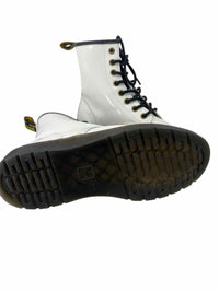 Doc Maarten Ladies Size 7 Boots