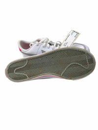 Nike Kids Size 5.5 Shoes