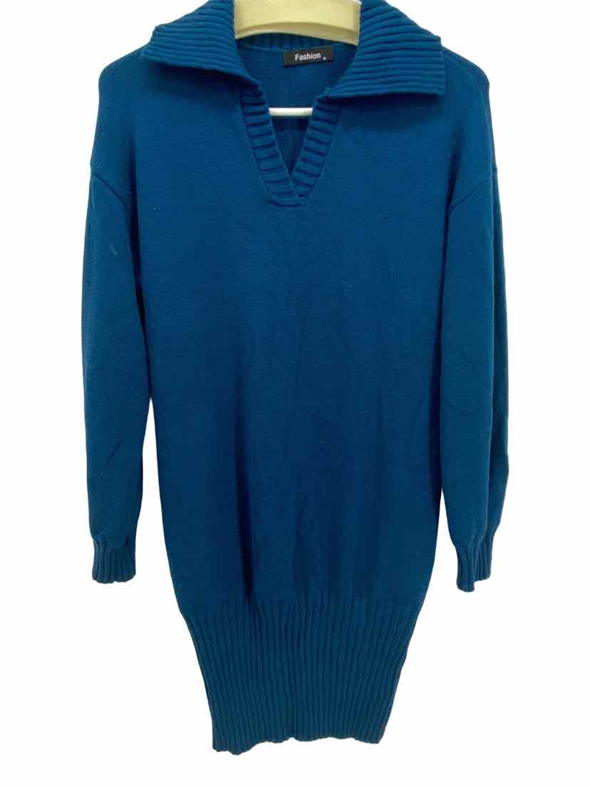 Fashion Ladies Size Small Sweater