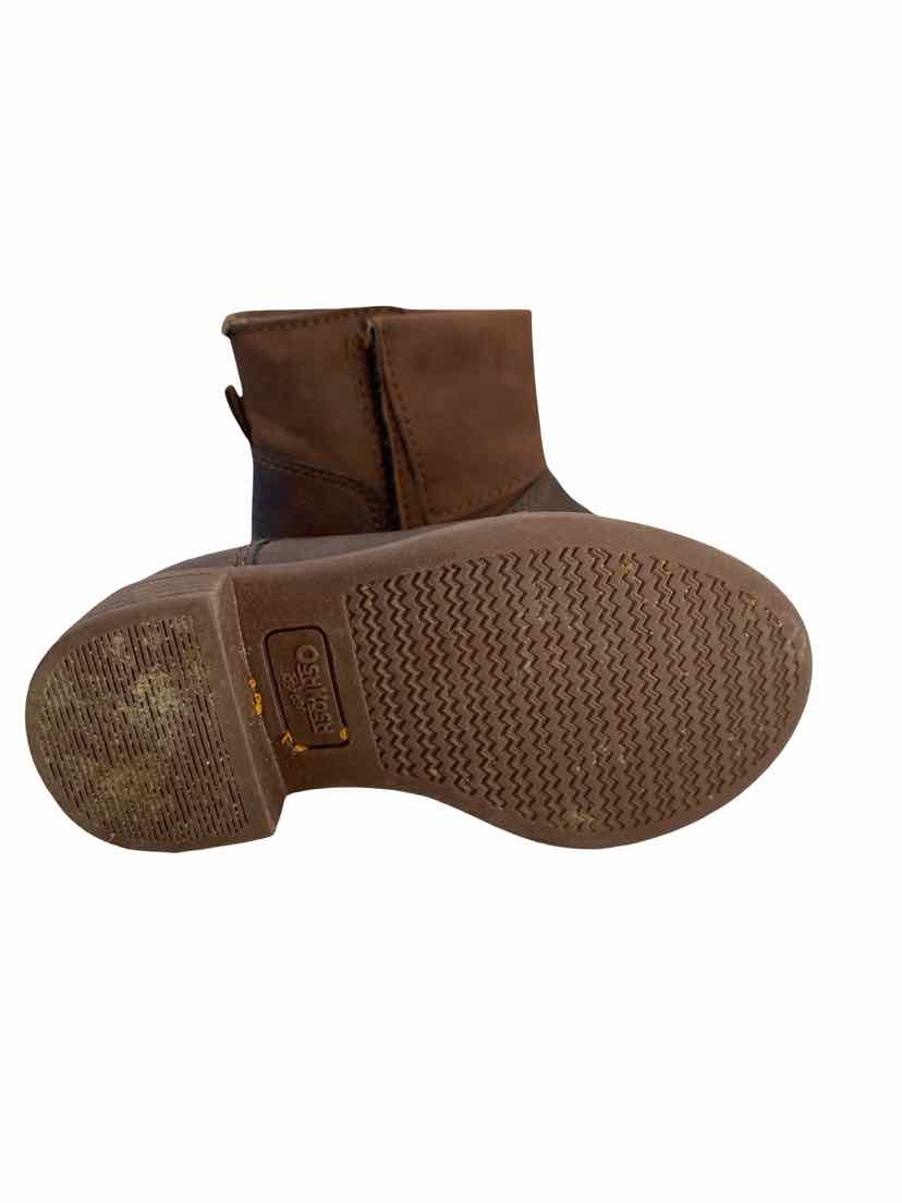 OshKosh Kids Size 5 Boots
