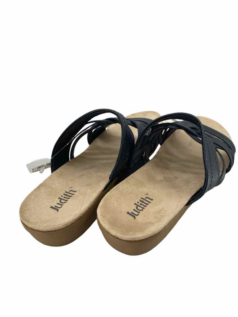 Judith Ladies Size 7.5 NEW Sandals