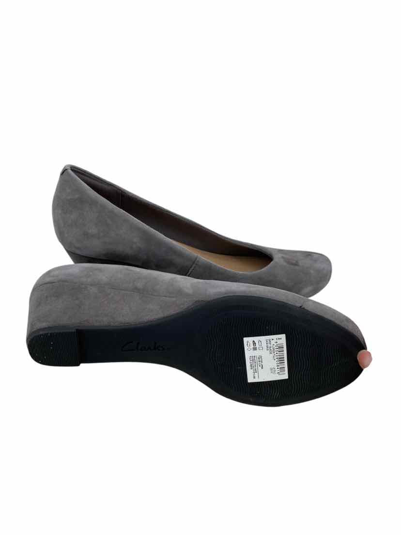 Clarks Ladies Size 9 NEW Shoes