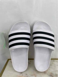 Addidas Kids Size 4 Sandals