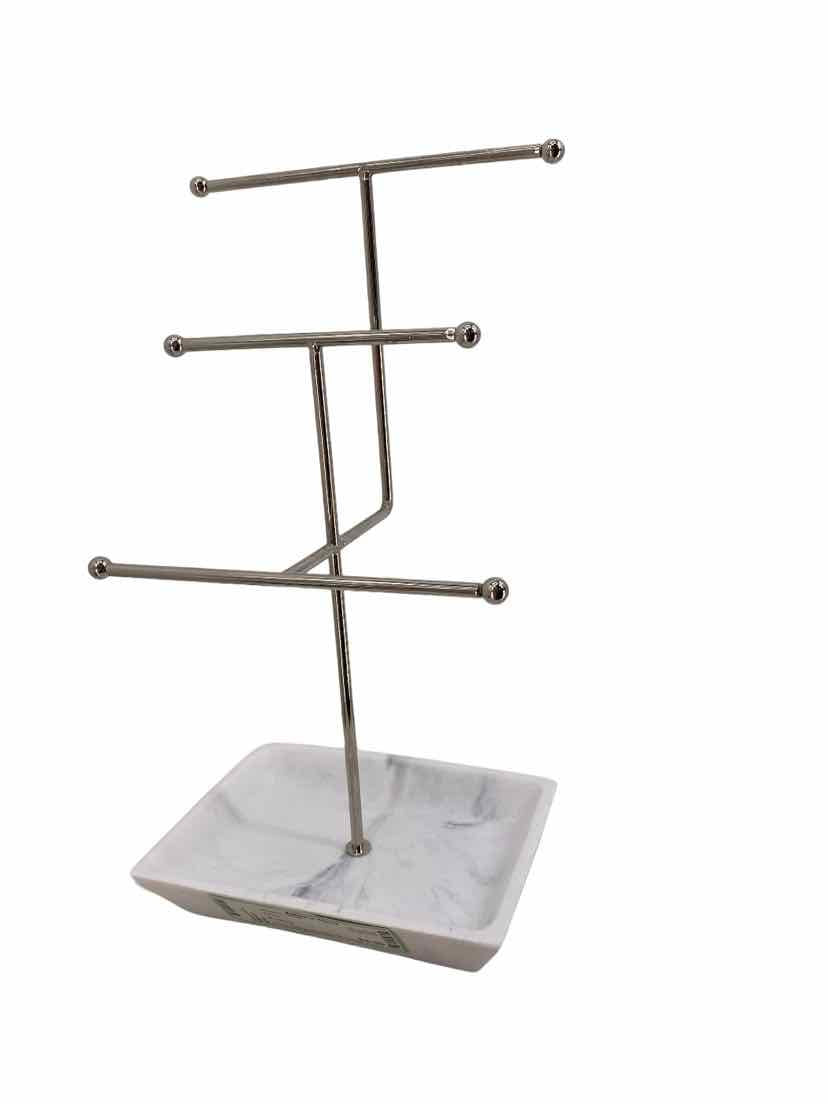 No Brand Jewelry Holder